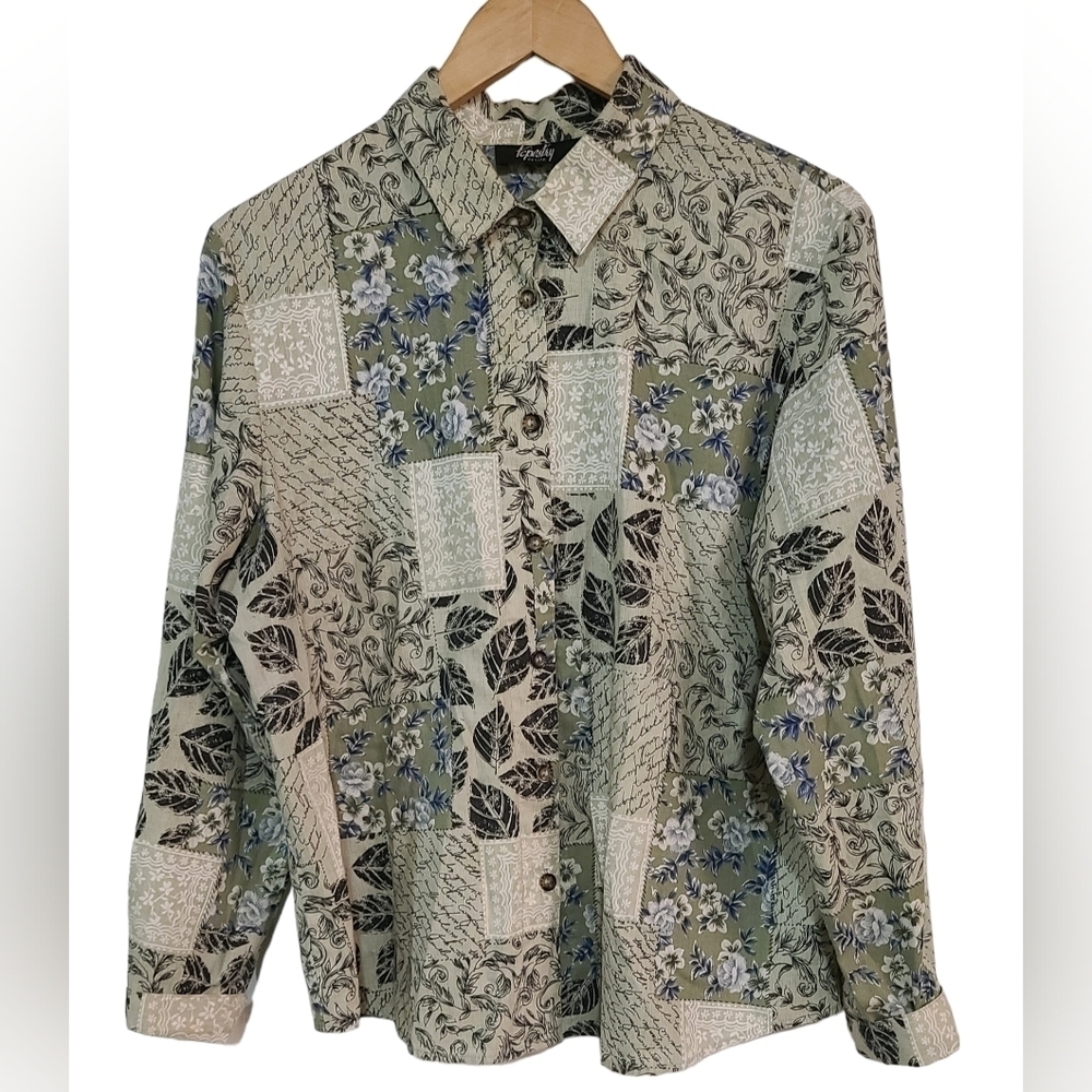 Vintage Tapestry Button Up Shirt Women's Size PXL Made in USA Green Floral Print